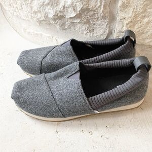 Toms Classic Earthwise‎ Flannel Slip-on Shoes Men Sz 10 Gray Eco Friendly